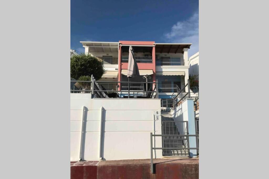 Seafront Lovely House - Kat'S Rentals Loútsa Exterior foto
